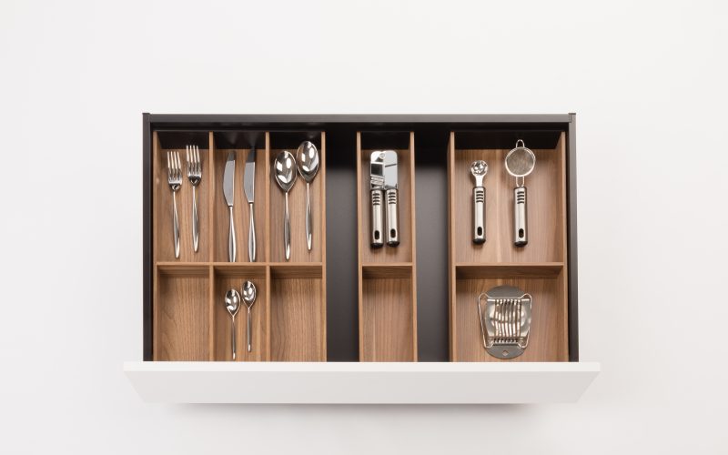 Bestek opbergen in bestekindeling